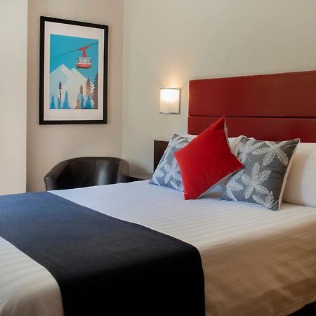 Hotel Palarine Erts Стая снимка