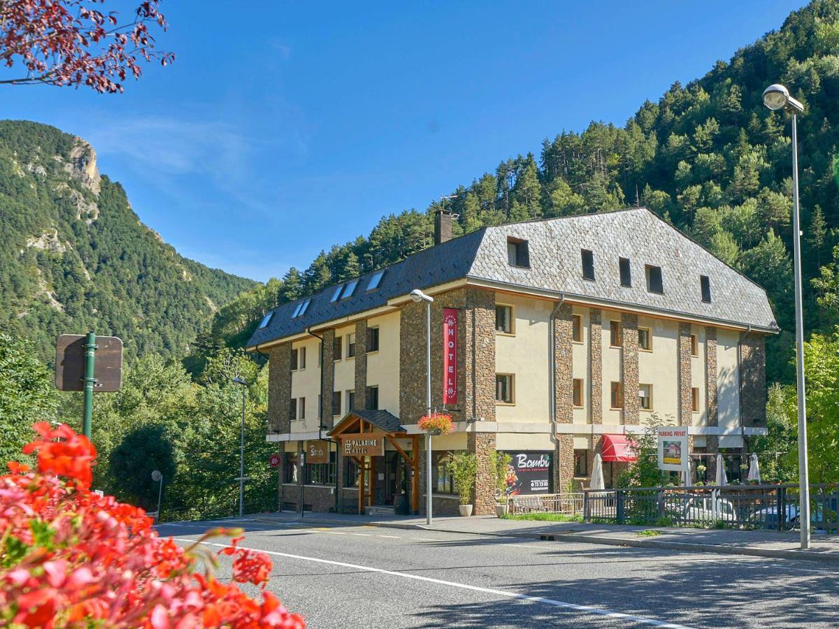 Hotel Palarine Erts Екстериор снимка