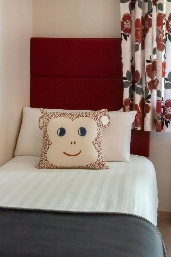 Hotel Palarine Erts Екстериор снимка