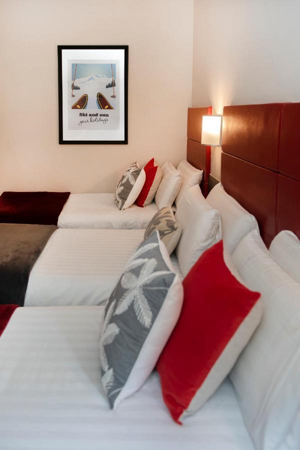 Hotel Palarine Erts Стая снимка