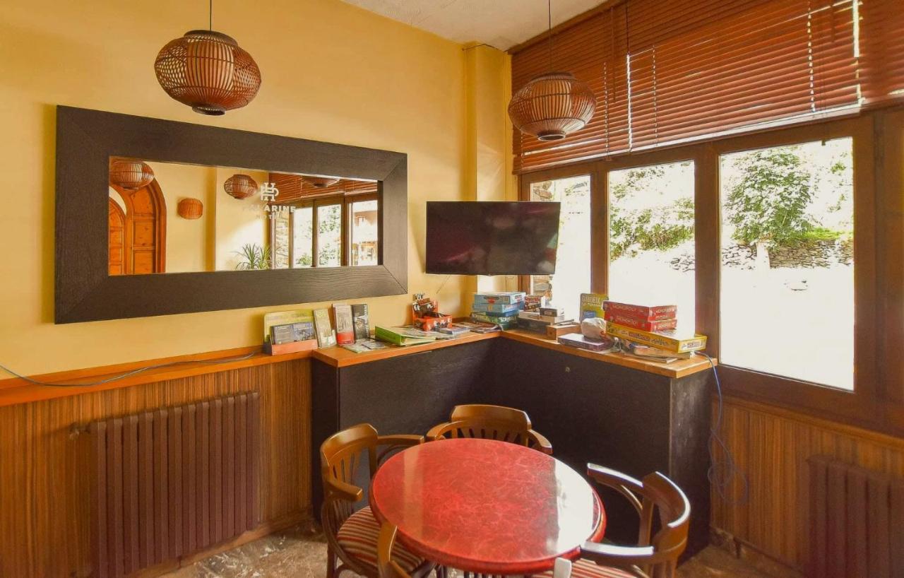 Hotel Palarine Erts Екстериор снимка