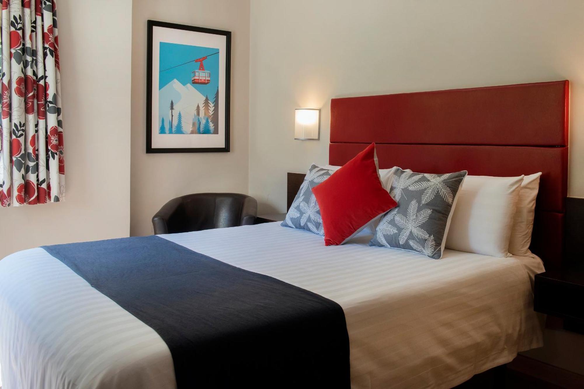 Hotel Palarine Erts Стая снимка